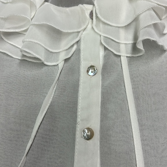 Red Berry shear top - Picture 6 of 9